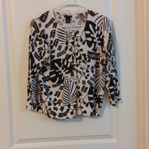 Woman's long sleeve shirt